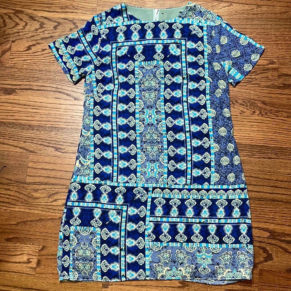 OLIVACEOUS Bohemian dress Rich blues Size small geometric relaxed fit tunic